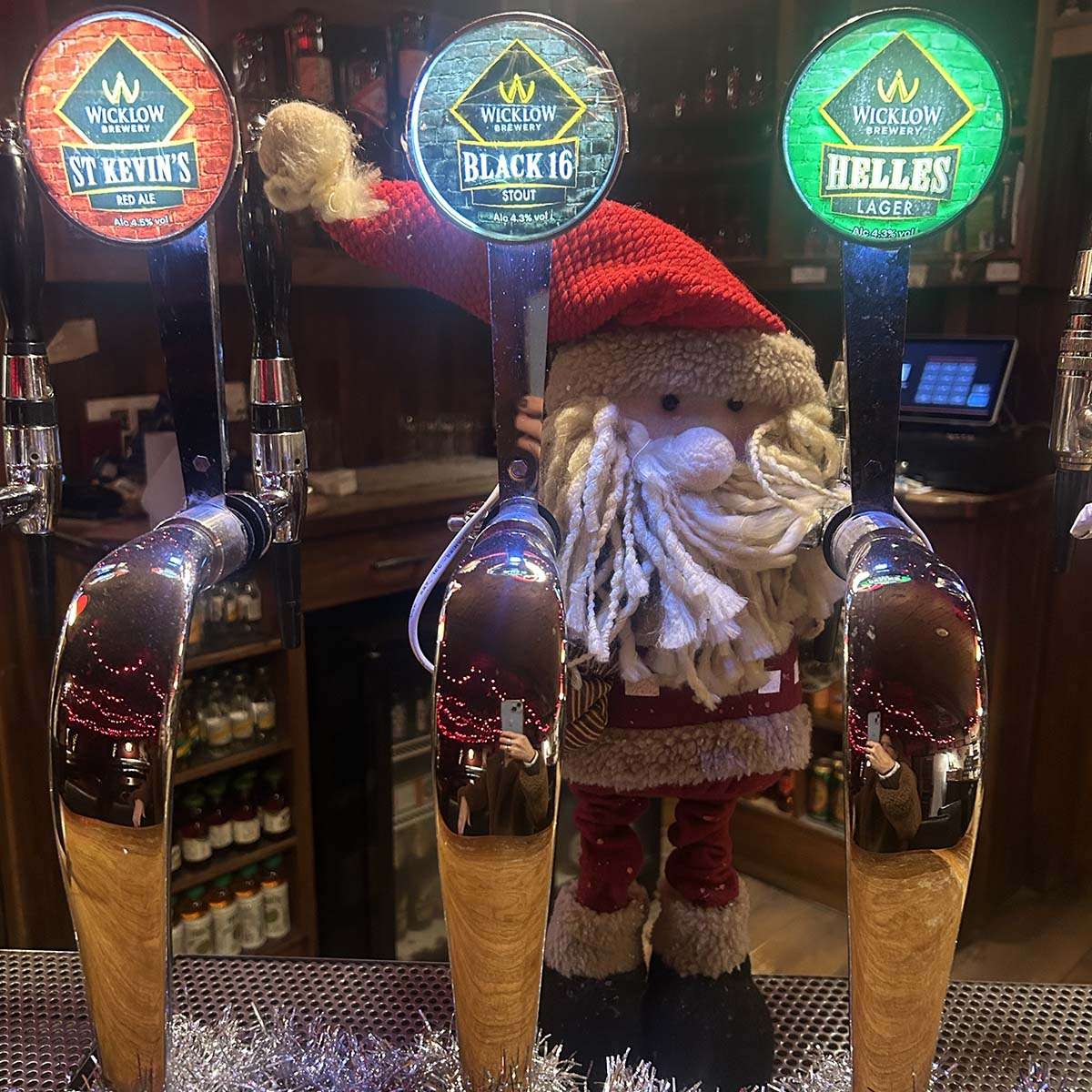 Christmas at Mickey Finn's